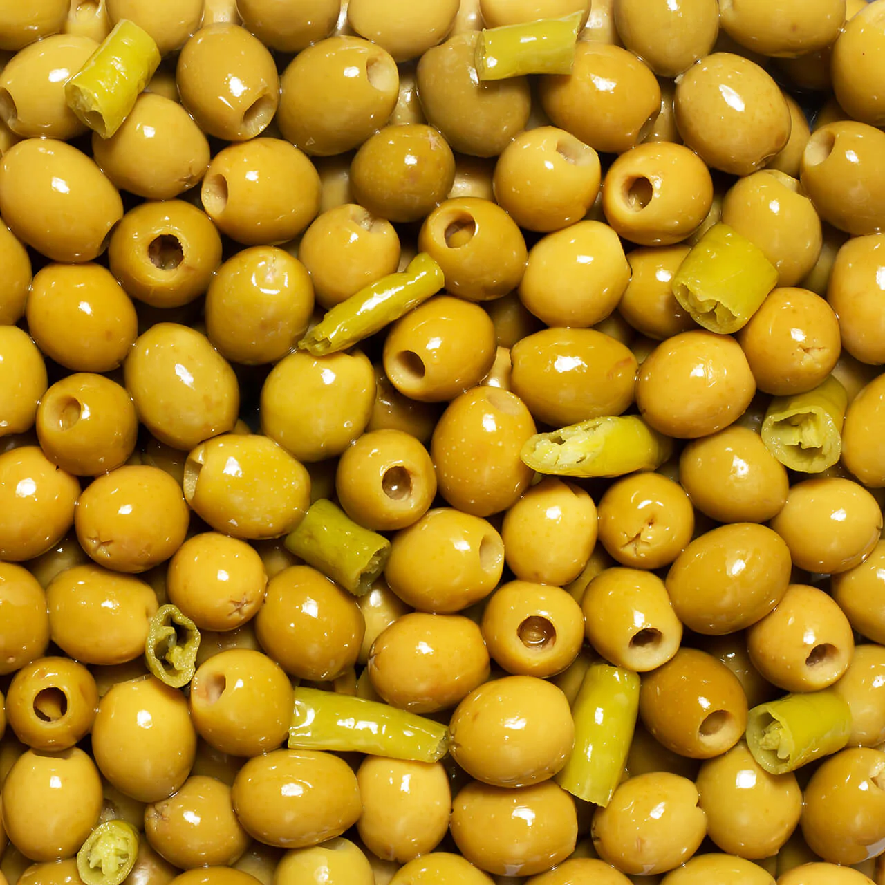 Perello Manzanilla pitted olives tin, spicy 150g